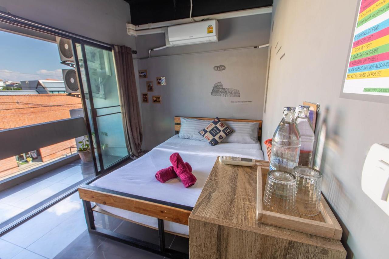 La Belle Nuit House Hostel Chiang Mai Exterior photo